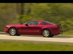 Ford Mustang GT 2005 года